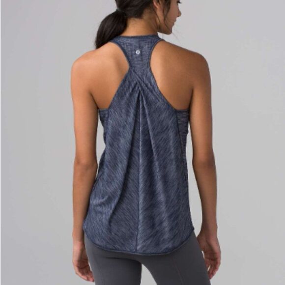 Lululemon Essential Tank - Picture 8 of 8